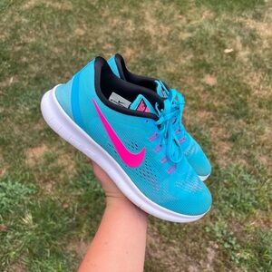 Women’s Nike Free Run Blue Pink Running Shoes Sneakers 831509-401 Size 10